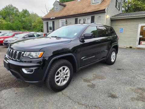 2018 Jeep Grand Cherokee Laredo E 4WD photo