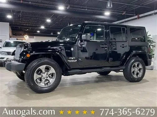 2017 Jeep Wrangler Unlimited Sahara 4WD photo