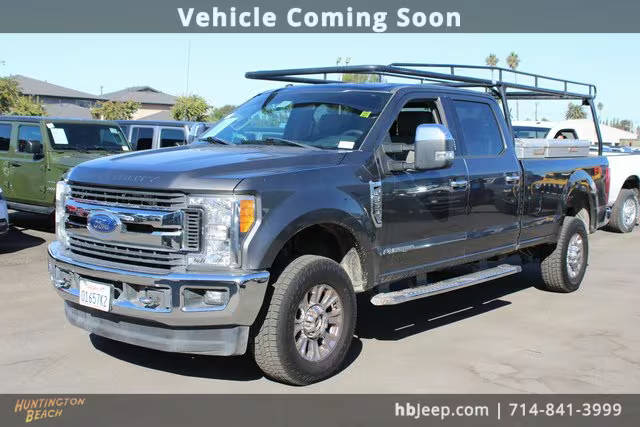 2017 Ford F-350 Super Duty XLT 4WD photo