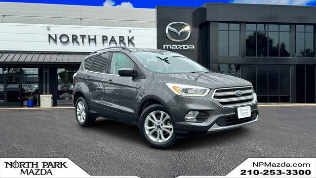 2017 Ford Escape SE FWD photo