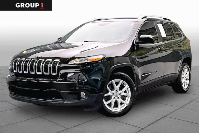 2018 Jeep Cherokee Latitude FWD photo