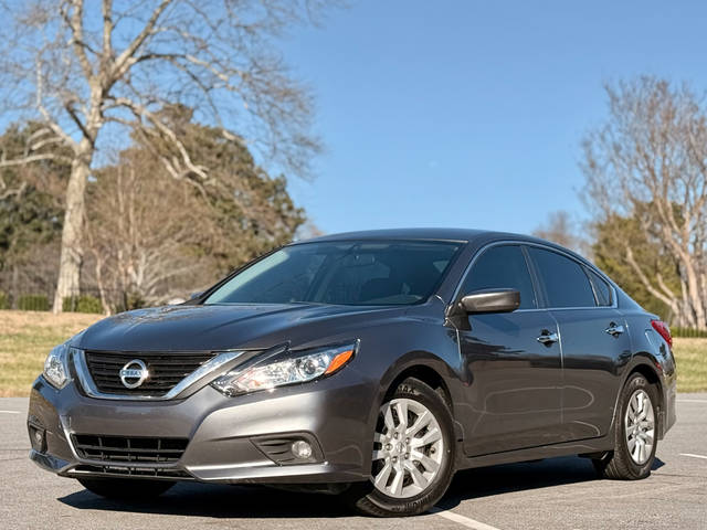 2017 Nissan Altima 2.5 S FWD photo