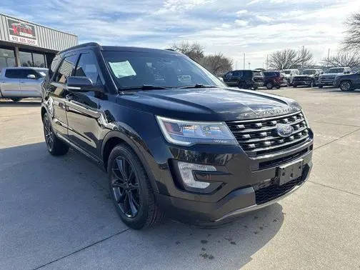 2017 Ford Explorer XLT FWD photo