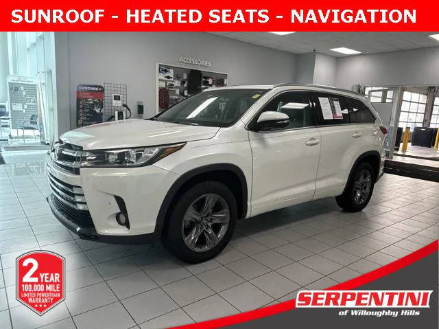 2017 Toyota Highlander Limited Platinum FWD photo
