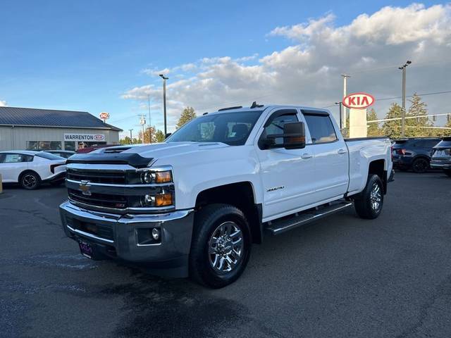 2018 Chevrolet Silverado 3500HD LT 4WD photo