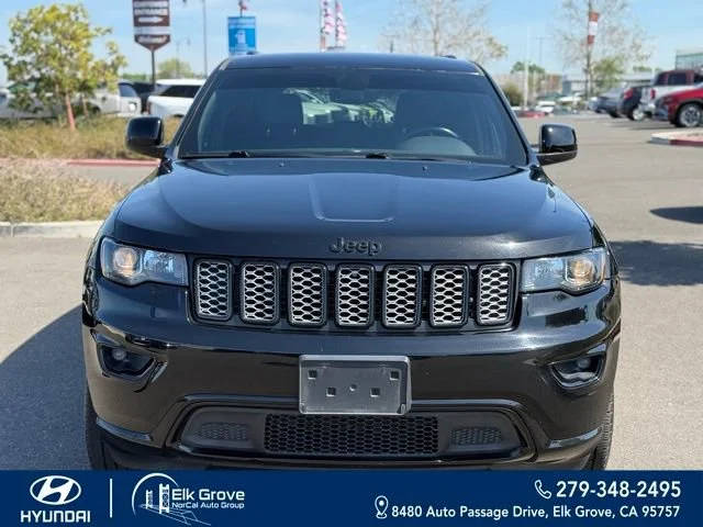 2018 Jeep Grand Cherokee Altitude 4WD photo