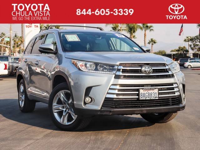 2017 Toyota Highlander Limited FWD photo