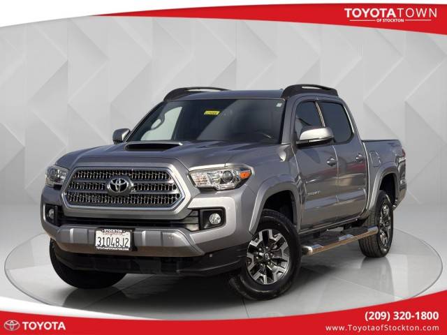 2017 Toyota Tacoma TRD Sport RWD photo