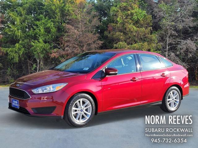 2017 Ford Focus SE FWD photo