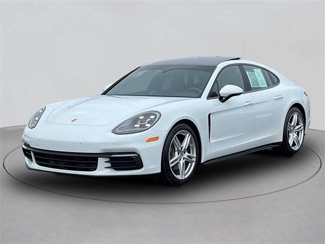 2018 Porsche Panamera 4 AWD photo