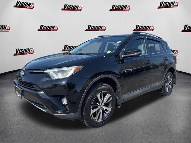 2017 Toyota RAV4 XLE AWD photo