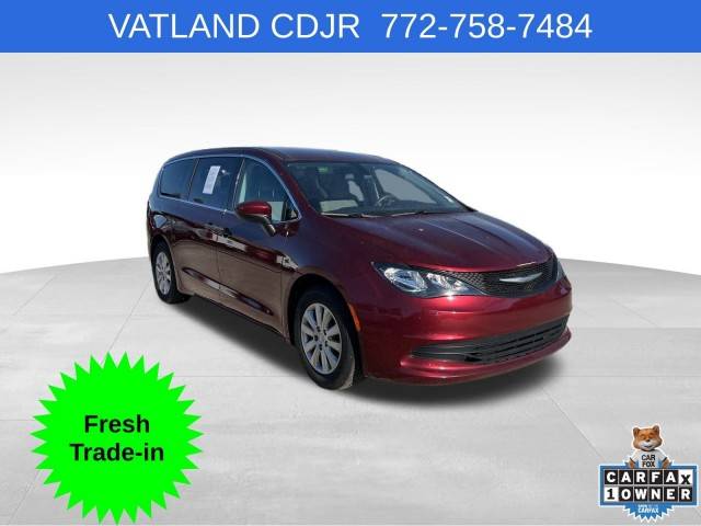 2018 Chrysler Pacifica Minivan L FWD photo