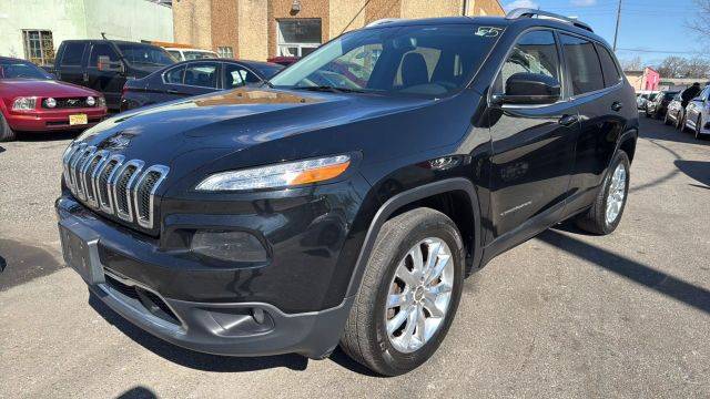 2017 Jeep Cherokee Limited 4WD photo