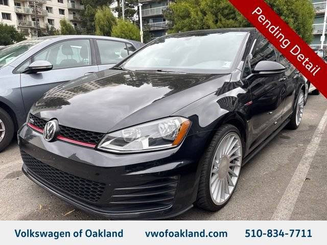 2015 Volkswagen Golf GTI SE FWD photo