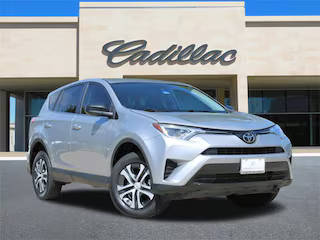 2017 Toyota RAV4 LE FWD photo