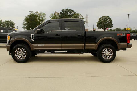 2017 Ford F-250 Super Duty King Ranch 4WD photo