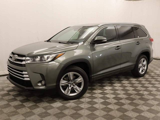 2017 Toyota Highlander Limited FWD photo