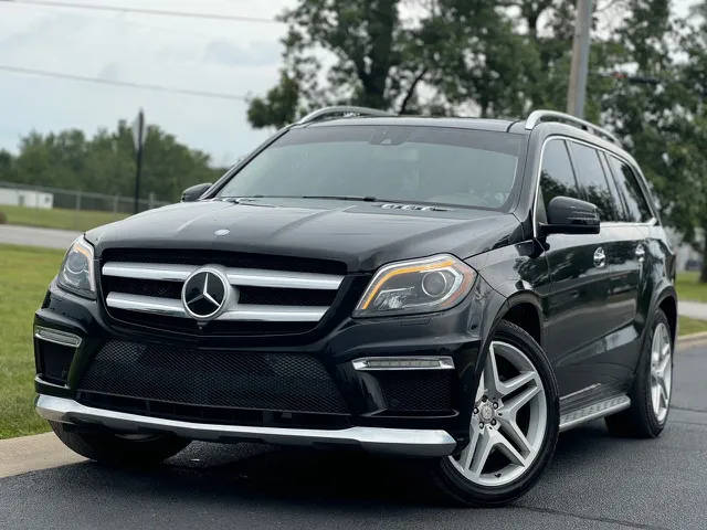 2015 Mercedes-Benz GL-Class GL 550 AWD photo