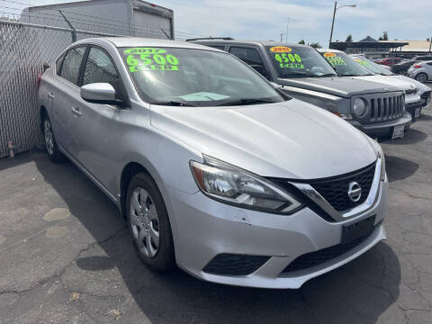 2017 Nissan Sentra SV FWD photo