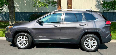 2018 Jeep Cherokee Latitude Plus 4WD photo