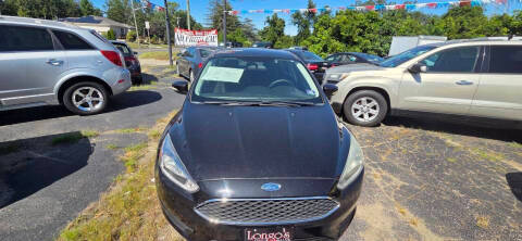 2015 Ford Focus SE FWD photo