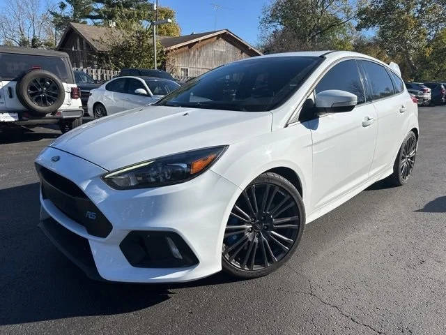 2017 Ford Focus RS AWD photo