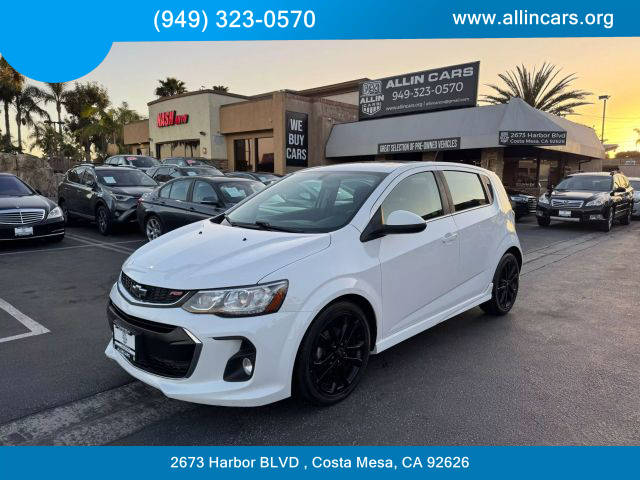 2018 Chevrolet Sonic LT FWD photo
