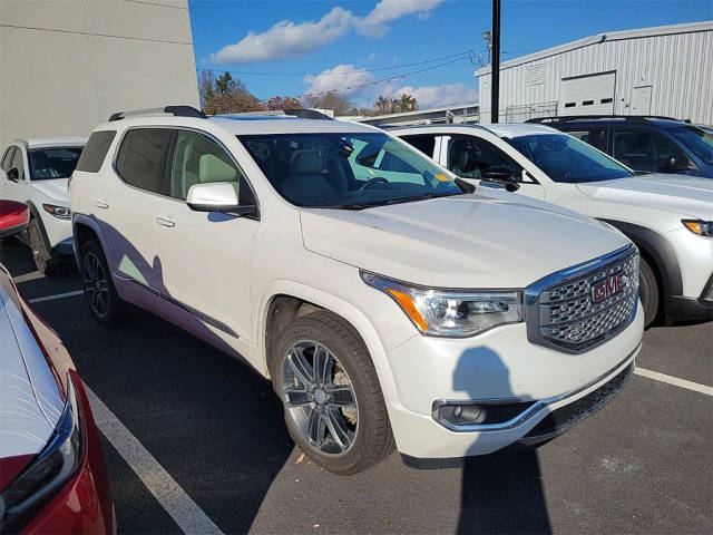 2018 GMC Acadia Denali AWD photo