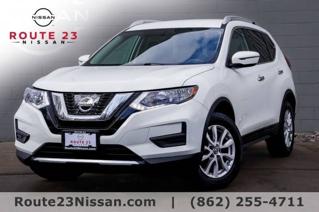 2017 Nissan Rogue SV AWD photo