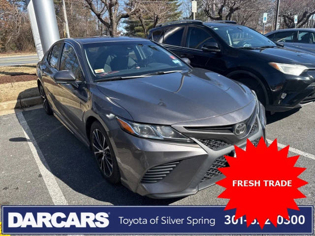 2018 Toyota Camry SE FWD photo