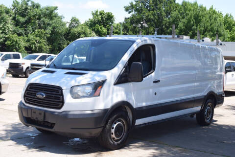 2017 Ford Transit Van RWD photo