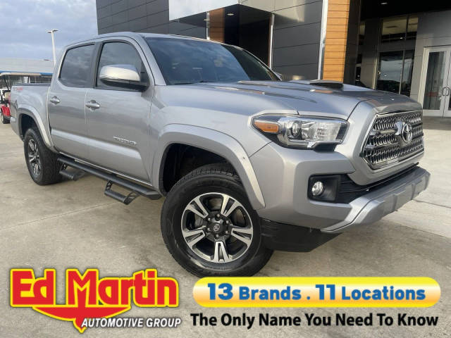 2017 Toyota Tacoma TRD Sport 4WD photo