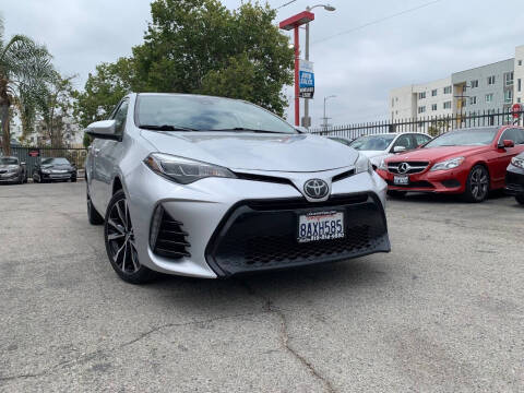 2018 Toyota Corolla SE FWD photo