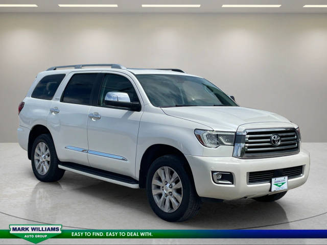2018 Toyota Sequoia Platinum 4WD photo