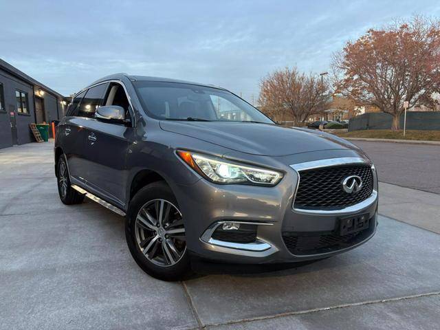 2017 Infiniti QX60  AWD photo