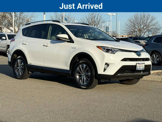 2018 Toyota RAV4 Hybrid XLE AWD photo