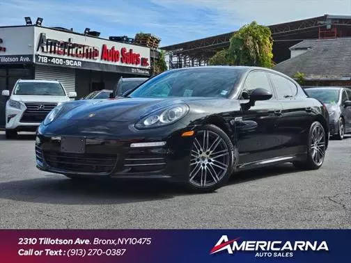 2015 Porsche Panamera 4 AWD photo