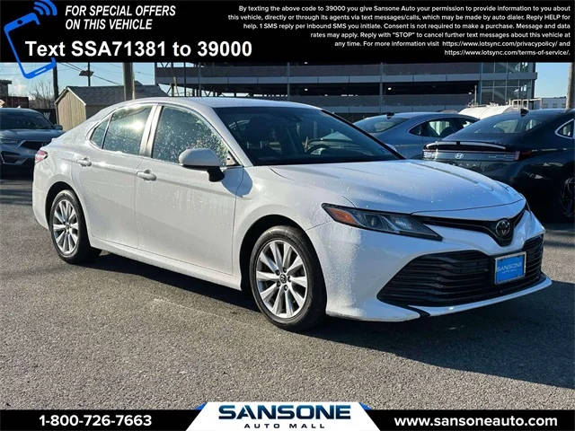 2018 Toyota Camry LE FWD photo
