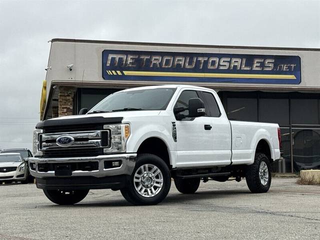 2017 Ford F-250 Super Duty XLT 4WD photo