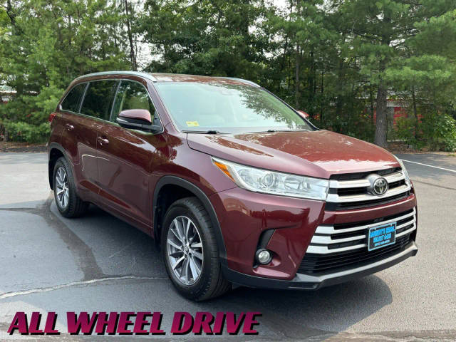 2017 Toyota Highlander XLE AWD photo