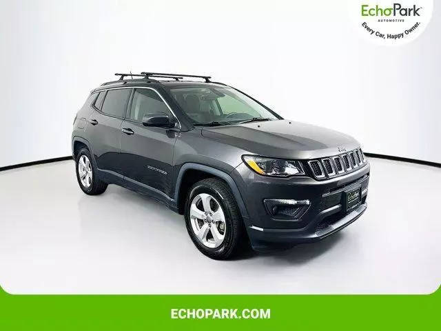 2018 Jeep Compass Latitude FWD photo