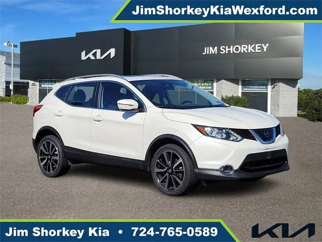 2017 Nissan Rogue Sport SL AWD photo