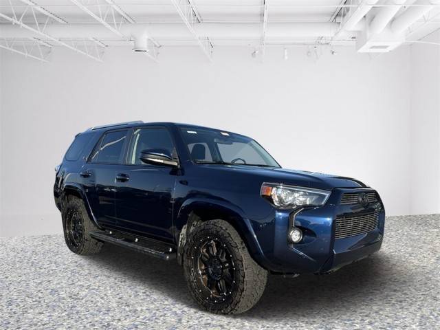 2017 Toyota 4Runner SR5 4WD photo