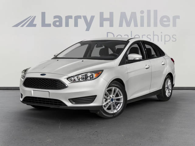 2017 Ford Focus SEL FWD photo