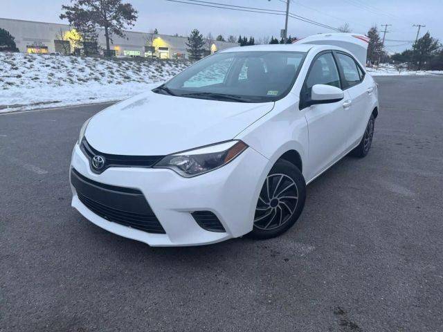 2015 Toyota Corolla LE FWD photo