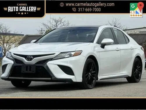 2018 Toyota Camry XSE V6 FWD photo