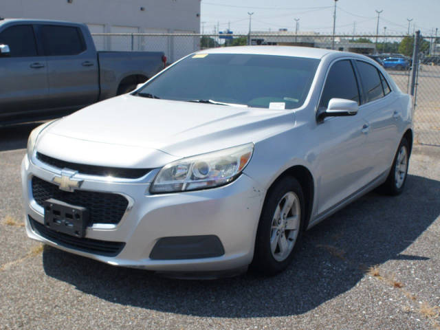 2016 Chevrolet Malibu LT FWD photo