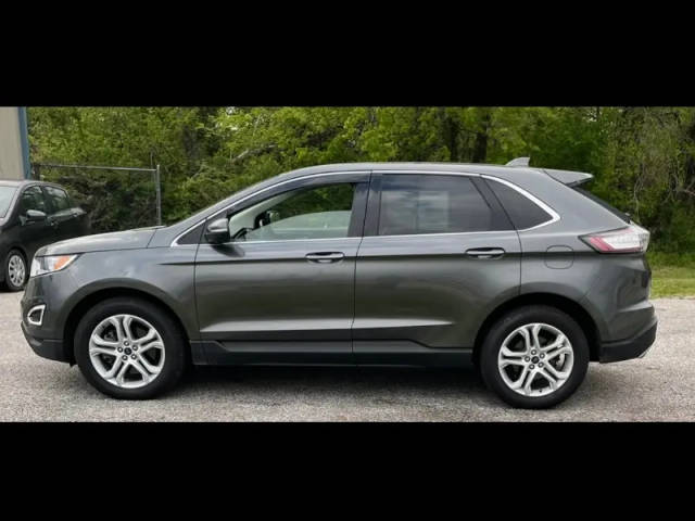 2017 Ford Edge Titanium AWD photo