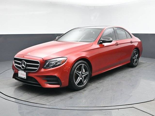 2018 Mercedes-Benz E-Class E 300 AWD photo