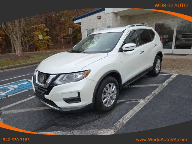 2017 Nissan Rogue SV AWD photo